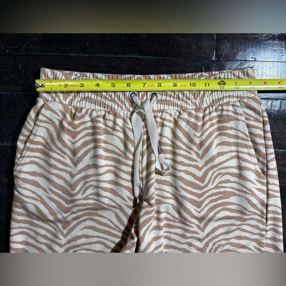 Banana Republic Animal Print Terry Lounge Shorts Women’s Small - Picture 5 of 8